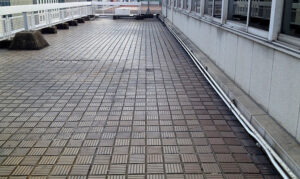 ウレタン塗膜防水 屋上施工