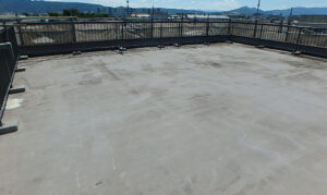 ウレタン塗膜防水 屋上施工